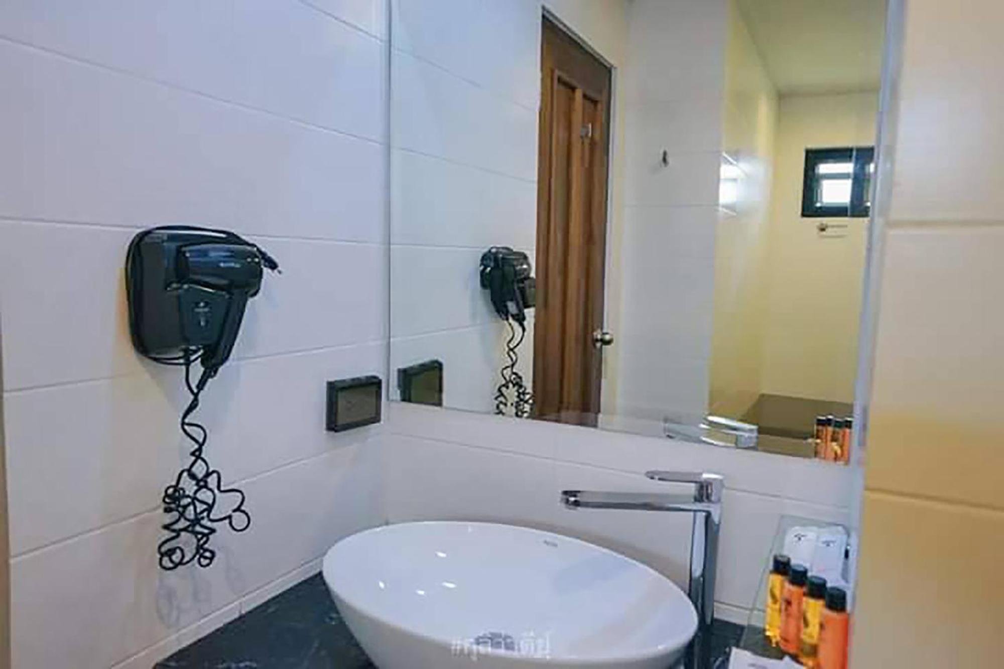 Olive Tree Hotel Pattaya Na Chom Thian Room photo